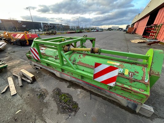 Broyeur de fanes Baselier Broyeur Baselier 