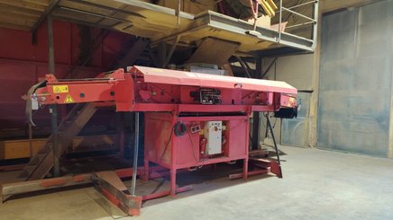 Triage et stockage des pommes de terre Grimme Remplisseur de caisse GBF