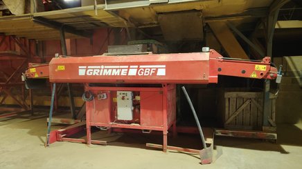 Triage et stockage des pommes de terre Grimme Remplisseur de caisse GBF