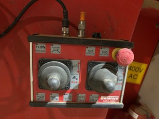 Triage et stockage des pommes de terre Grimme Remplisseur de caisse GBF