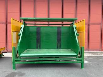 Vide palox - pommes de terre Auger Vide caisse VC240 TELA