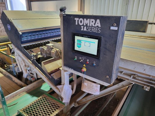 Triage et stockage des pommes de terre EuroDirect Trieur optique TOMRA 3A