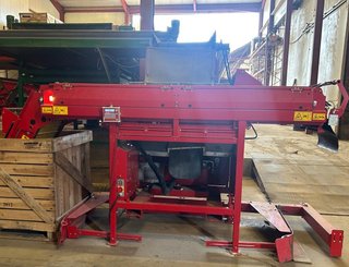 Triage et stockage des pommes de terre Grimme Remplisseur de caisse GBF