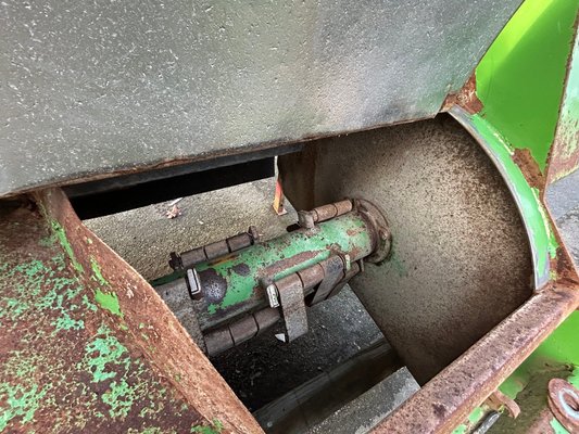 Broyeur de fanes Baselier Broyeur Baselier 